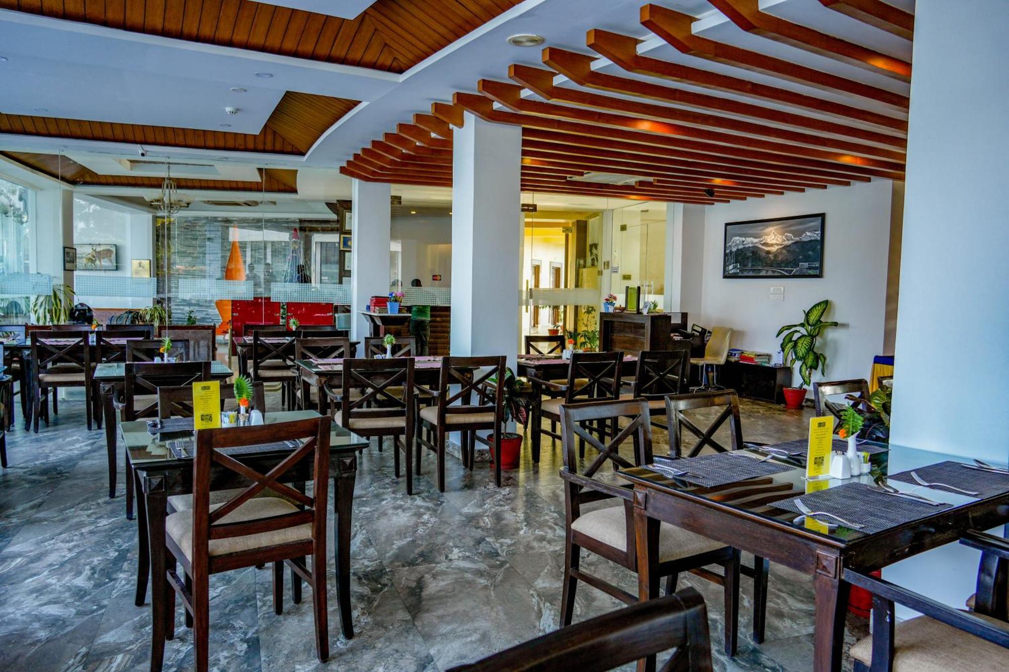 Himalayan Front Hotel By Kgh Group Ποκάρα Εξωτερικό φωτογραφία